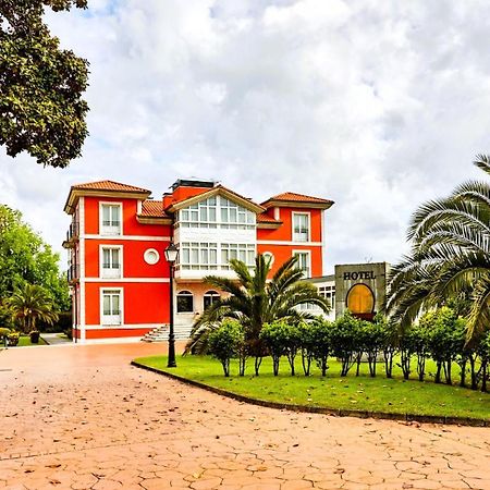 Silken Spa La Hacienda De Don Juan Лянес Екстериор снимка