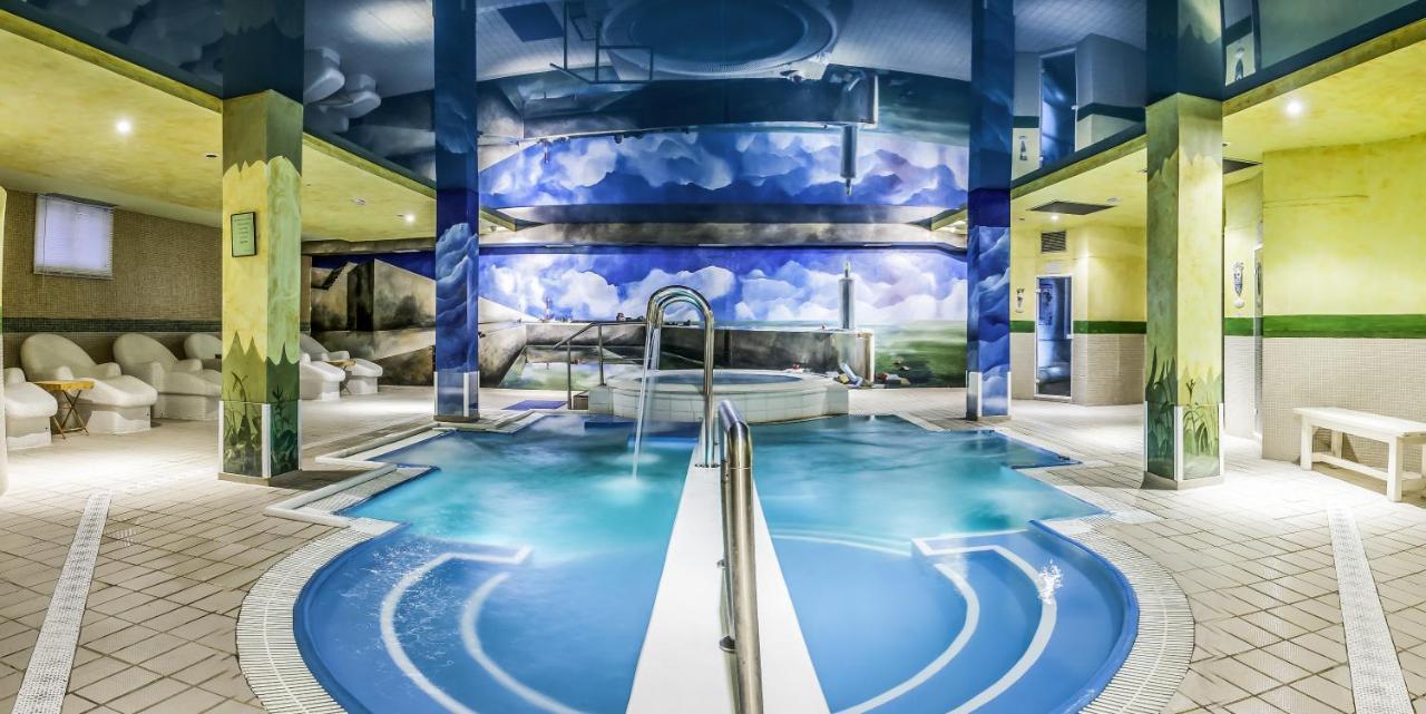 Silken Spa La Hacienda De Don Juan Лянес Екстериор снимка