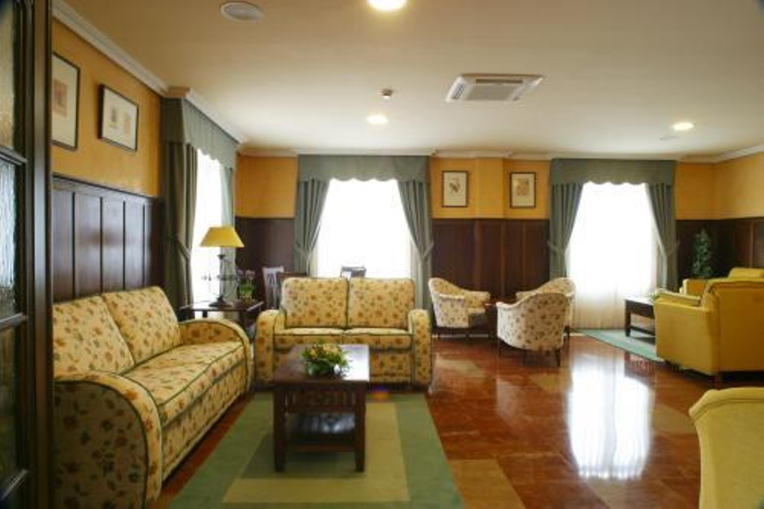 Silken Spa La Hacienda De Don Juan Лянес Екстериор снимка